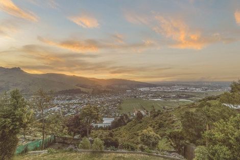 Photo of property in 3 Plains View, Mount Pleasant, Christchurch, 8081