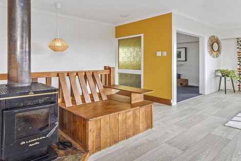 Photo of property in 91 Black Rock Road, Newlands, Wellington, 6037