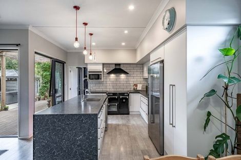 Photo of property in 775 Queens Drive, Waikiwi, Invercargill, 9810