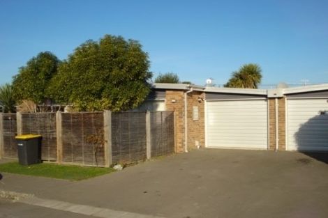 Photo of property in 49 Lyndon Street, Riccarton, Christchurch, 8041