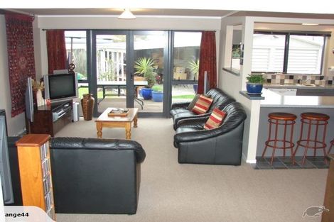 Photo of property in 19 Tennyson Drive, Owhata, Rotorua, 3010