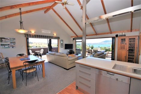 Photo of property in 1/11 Krissell Place, Acacia Bay, Taupo, 3330