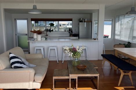 Photo of property in 107 Karewa Parade, Papamoa Beach, Papamoa, 3118