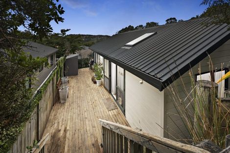 Photo of property in 114 Broderick Road, Johnsonville, Wellington, 6037