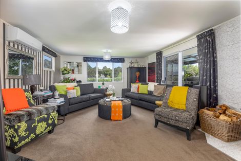 Photo of property in 1402 Glenbrook Road, Glenbrook, Waiuku, 2681