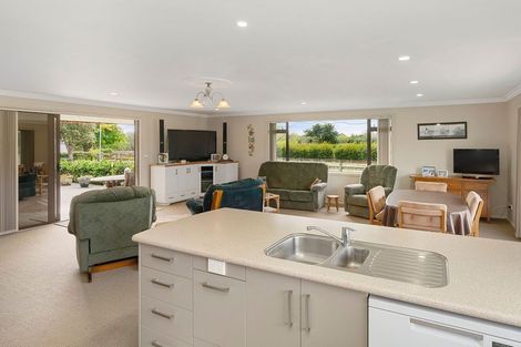 Photo of property in 77 Bruce Road, Levin, 5510