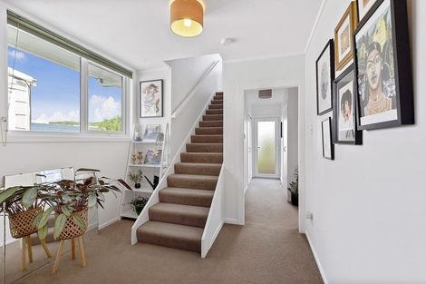 Photo of property in 132 Mitchell Street, Brooklyn, Wellington, 6021