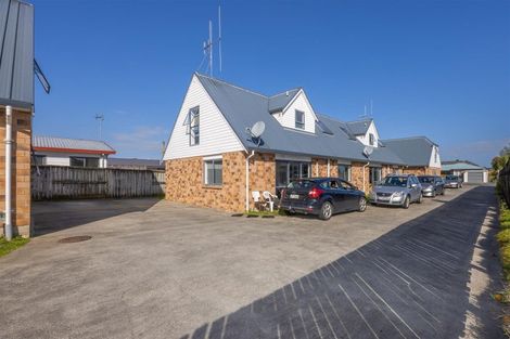 Photo of property in 8 Inverness Avenue, Hamilton East, Hamilton, 3216