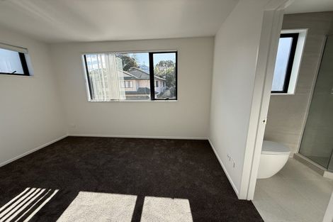 Photo of property in 4/41 Forrest Hill Road, Milford, Auckland, 0620