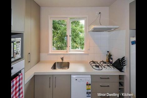 Photo of property in 2 Merriefield Avenue, Forrest Hill, Auckland, 0620
