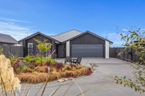 Photo of property in 17 Goldie Drive, Rangiora, 7400