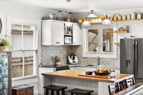 Photo of property in 81 Nelson Crescent, Napier South, Napier, 4110