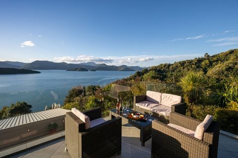 Photo of property in 1 Cooks Ridge, Waikawa, Picton, 7281