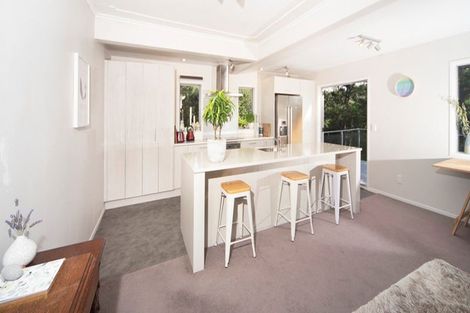 Photo of property in 44 Minnehaha Avenue, Titirangi, Auckland, 0604