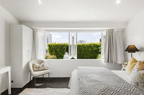 Photo of property in 13/212 Hurstmere Road, Takapuna, Auckland, 0622