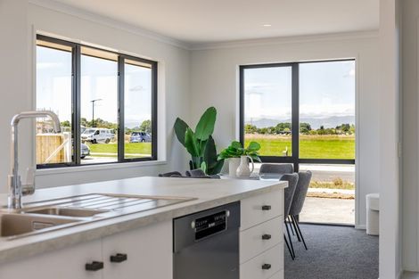 Photo of property in 26 Springwater Drive, Maewa, 4702