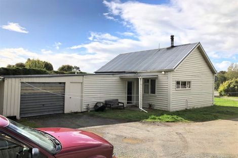Photo of property in 16 Berry Street, Kaitangata, 9210