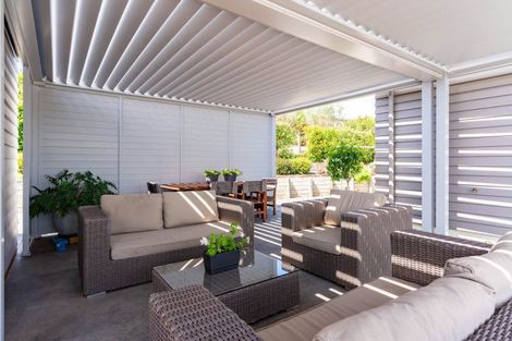 Photo of property in 10 Bayside Lane, Parua Bay, 0174