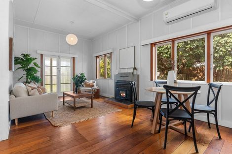 Photo of property in 1 Whimp Avenue, Onerahi, Whangarei, 0110