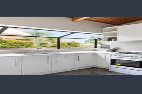 Photo of property in 2/62 Weymouth Road, Manurewa, Auckland, 2102