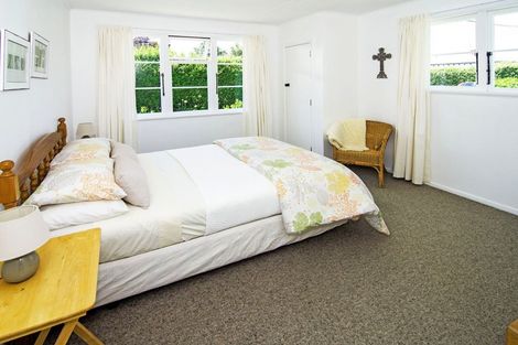 Photo of property in 4 Wyndham Street, Carterton, 5713