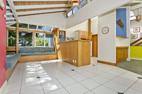 Photo of property in 50 Girrahween Drive, Totara Vale, Auckland, 0629