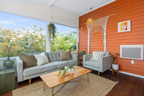 Photo of property in 3 Cobden Lane, Bluff Hill, Napier, 4110