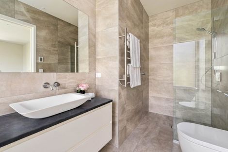 Photo of property in 12 Falconer Rise, Jacks Point, Queenstown, 9371