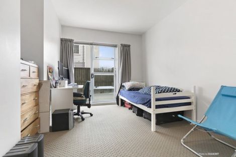 Photo of property in Budget Car Rental, 4/81 Ghuznee Street, Te Aro, Wellington, 6011