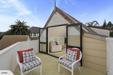 Photo of property in 26 Kingsclere Place, Goodwood Heights, Auckland, 2105