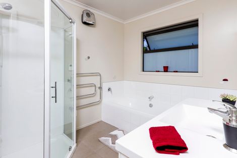 Photo of property in 42 Covent Drive, Stoke, Nelson, 7011