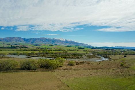 Photo of property in 307 Mchenrys Road, Hakataramea Valley, 9498