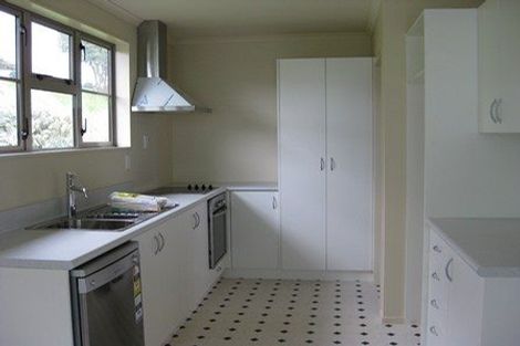 Photo of property in 34 Hereford Street, Cannons Creek, Porirua, 5024