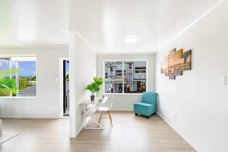 Photo of property in 13 Cherry Tree Place, Massey, Auckland, 0614