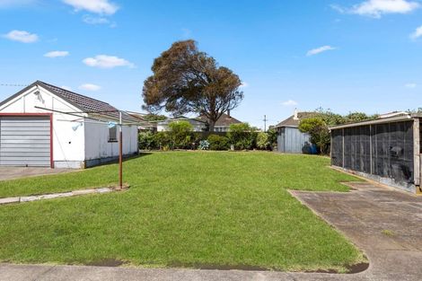 Photo of property in 83 Puriri Street, Gonville, Whanganui, 4501