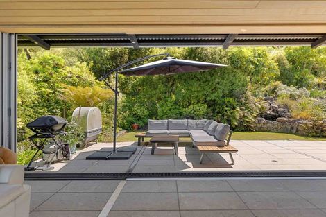 Photo of property in 43 Whakamoenga Point, Acacia Bay, Taupo, 3385