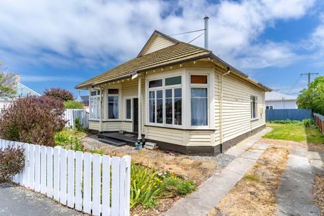 Photo of property in 48 Royal Crescent, Saint Kilda, Dunedin, 9012