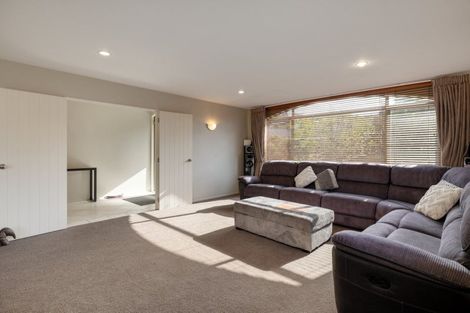 Photo of property in 8 Wouldbank Way, Welcome Bay, Tauranga, 3112