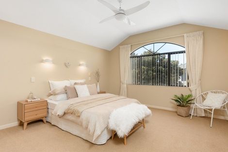 Photo of property in 98 Santa Monica Drive, Papamoa Beach, Papamoa, 3118