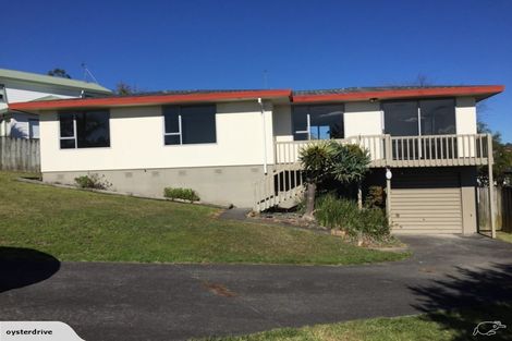 Photo of property in 7 Grenadine Place, Unsworth Heights, Auckland, 0632