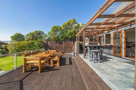 Photo of property in 62 Kiriwai Road, Paremata, Porirua, 5024