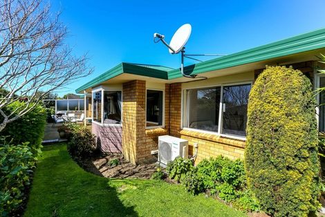 Photo of property in 132 Clawton Street, Westown, New Plymouth, 4310