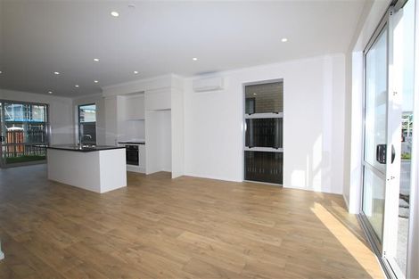 Photo of property in 5 Spotted Dove Road, Hobsonville, Auckland, 0616