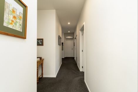 Photo of property in 8 Weaver Close, Alexandra, 9320