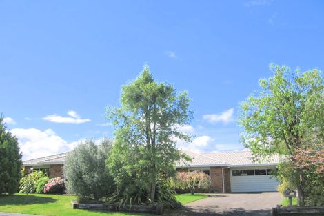 Photo of property in 10 Lynwood Place, Owhata, Rotorua, 3010