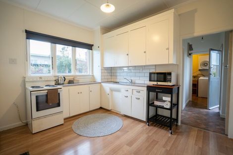 Photo of property in 2 Hillary Street, Winton, 9720