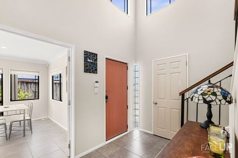 Photo of property in 57 Wiseley Road, West Harbour, Auckland, 0618