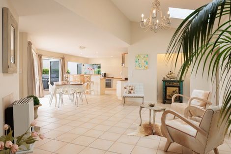 Photo of property in 2 Sissinghurst Court, Bethlehem, Tauranga, 3110