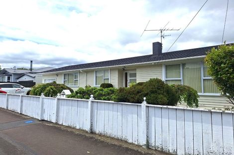 Photo of property in 5 Brown Street, Wallaceville, Upper Hutt, 5018