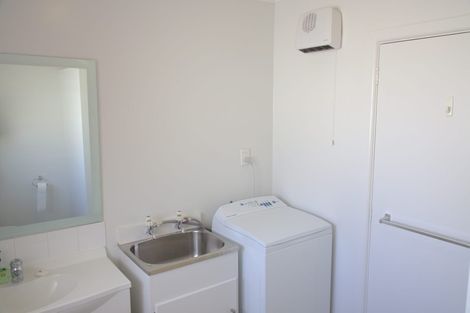 Photo of property in 4/7a Curletts Road, Sockburn, Christchurch, 8042